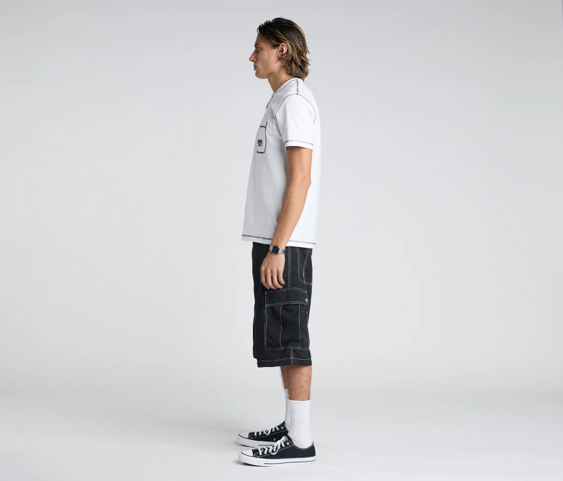 HYDRO CHILL MICROSUEDE CARGO SHORT 15" INSEAM BLACK - Image 4