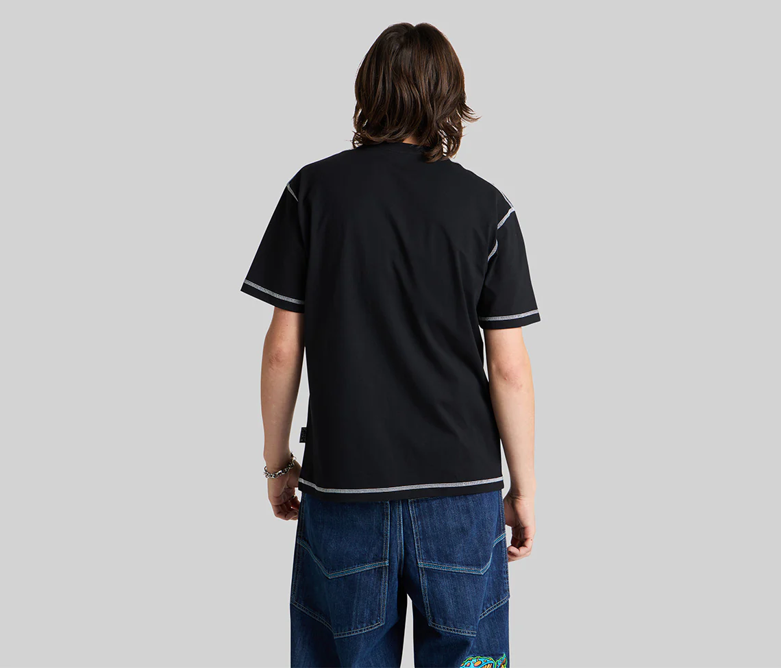 GRAFFITI EMBROIDERY POCKET TEE - BLACK - Image 3