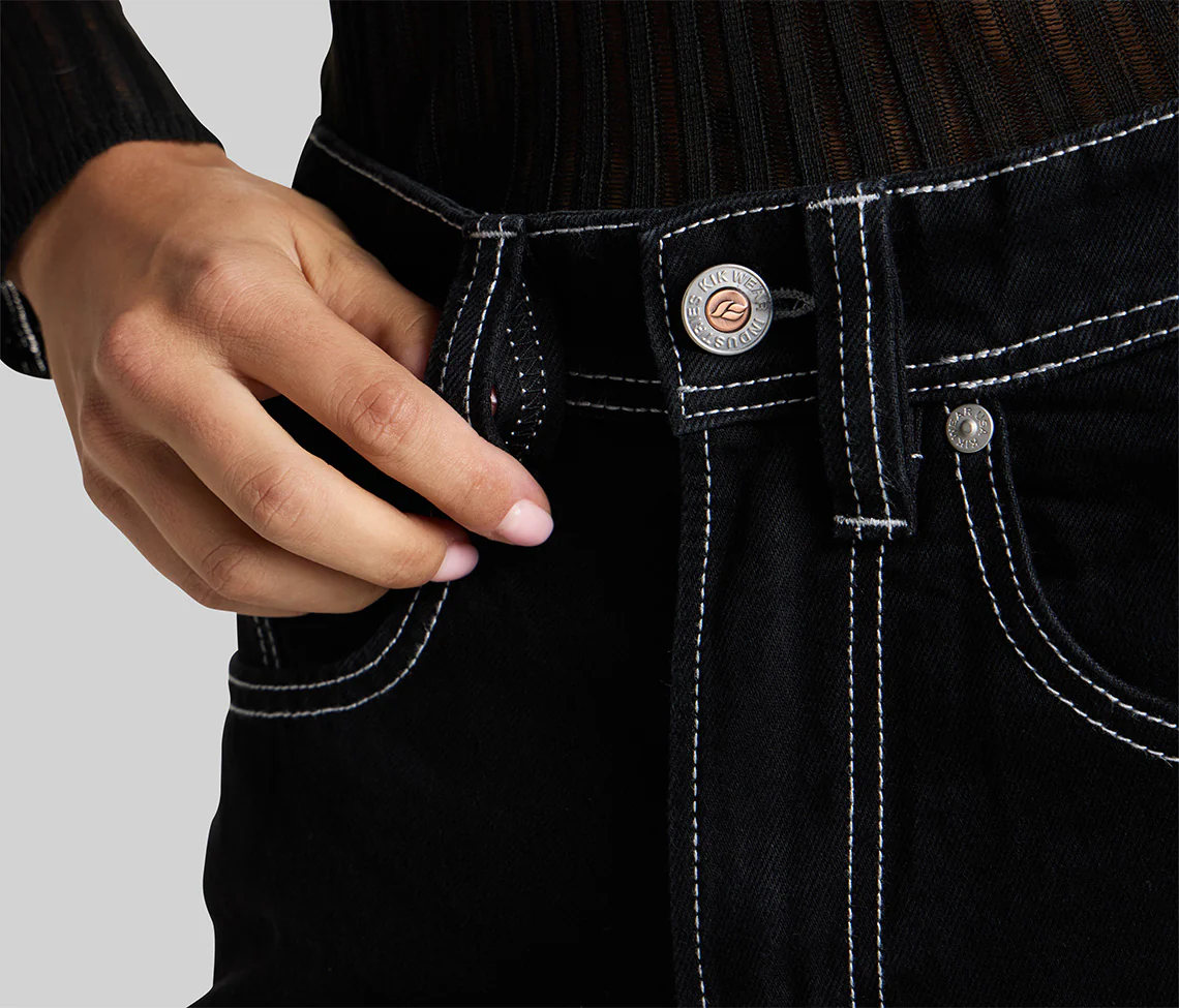 W SUPREME ASTRO K 26" SUPER BLACK RINSE - Image 10