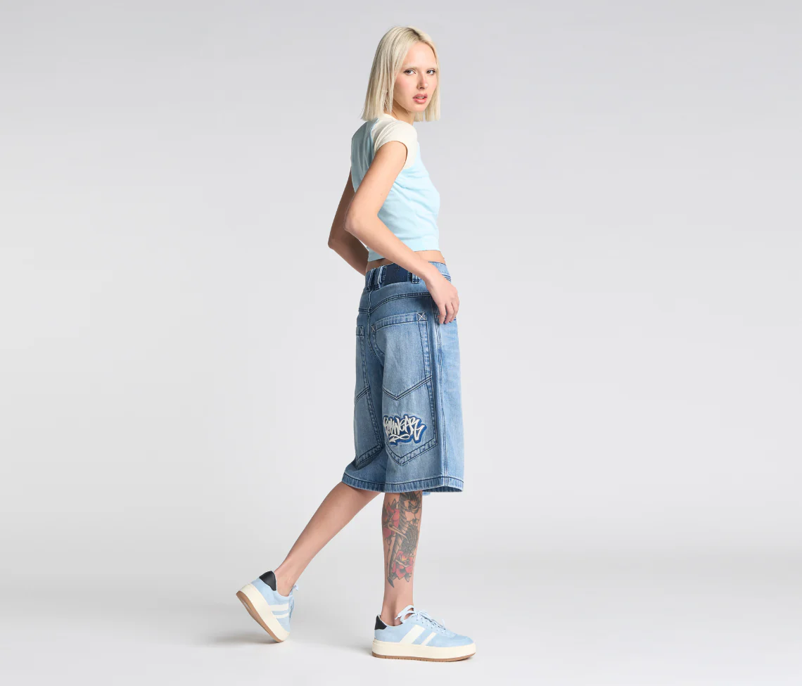 W SUPREME GRAFFITI JORT 15" 90s MEDIUM WASH - Image 3